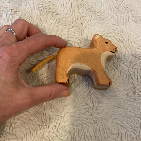 Holztiger & Ostheimer Waldorf inspired Safari Animals Wooden Toys - Picture 3 of 16